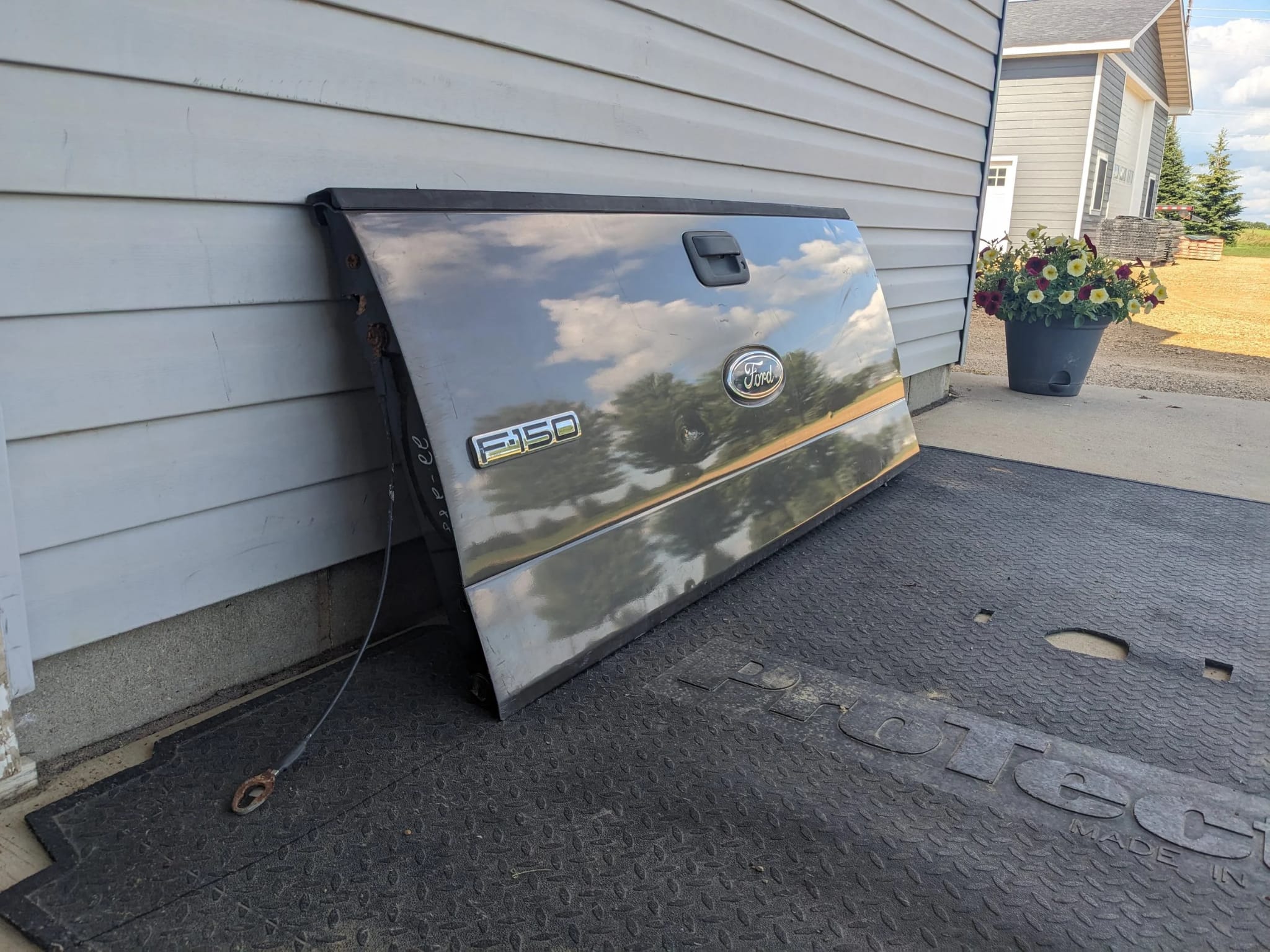 Ford F-150 tailgates for sale, Ford F-150 replacement tailgate, F-150 tailgate in different colors, Ford F-150 tailgate replacement options, F-150 pickup truck tailgate, Ford F-150 OEM-style tailgate, F-150 replacement truck tailgate, Ford F-150 tailgate panel, F-150 tailgate assembly for sale, Ford F-150 tailgates in multiple colors, F-150 pickup bed tailgate replacement, Ford F-150 tailgate for different model years, F-150 truck tailgate body panel, Ford F-150 standard replacement tailgate, F-150 tailgate replacement parts and accessories,