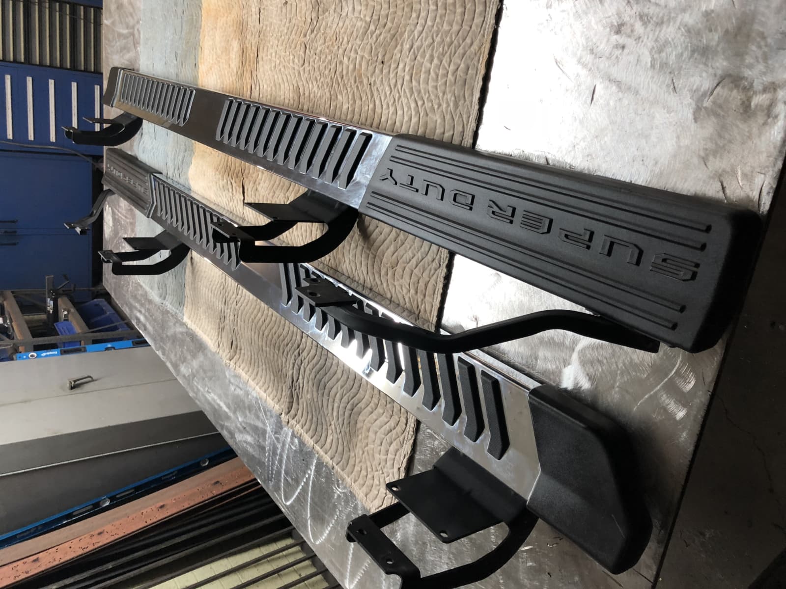 Ford F-150 side steps and nerf bars, Ford F-150 running boards and side steps, Ford F-150 nerf bars for pickup trucks, Ford F-150 tubular side step bars, Ford F-150 3-inch nerf bars, Ford F-150 4-inch nerf bars, Ford F-150 5-inch oval nerf bars, Ford F-150 drop step side bars, Ford F-150 heavy-duty running boards, Ford F-150 electric retractable running boards, Ford F-150 hoop-style side steps, Ford F-150 off-road side steps and rock sliders, Ford F-150 OEM-style running boards, Ford F-150 aftermarket side steps, Ford F-150 truck steps and running boards,