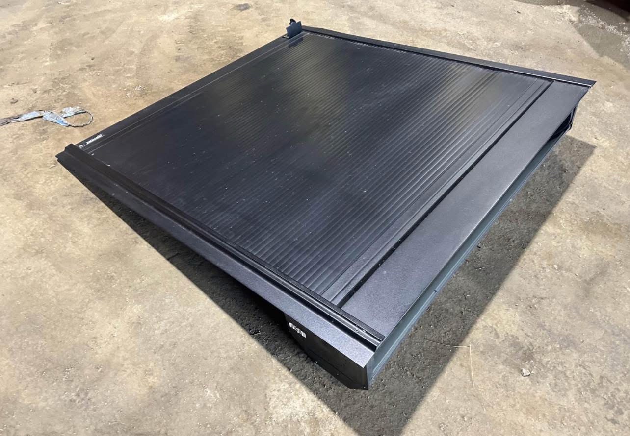 Ford F-150 soft roll-up tonneau cover for truck bed, Ford F-150 soft tri-fold tonneau bed cover, Ford F-150 hard folding tonneau cover for pickup truck, Ford F-150 hard tri-fold truck bed tonneau cover, Ford F-150 hard roll-up tonneau bed cover, Ford F-150 one-piece hard tonneau truck bed cover, Ford F-150 manual retractable tonneau bed cover, Ford F-150 electric retractable tonneau truck bed cover, Ford F-150 tonneau covers and truck bed covers, Ford F-150 pickup truck with tonneau bed cover installed,