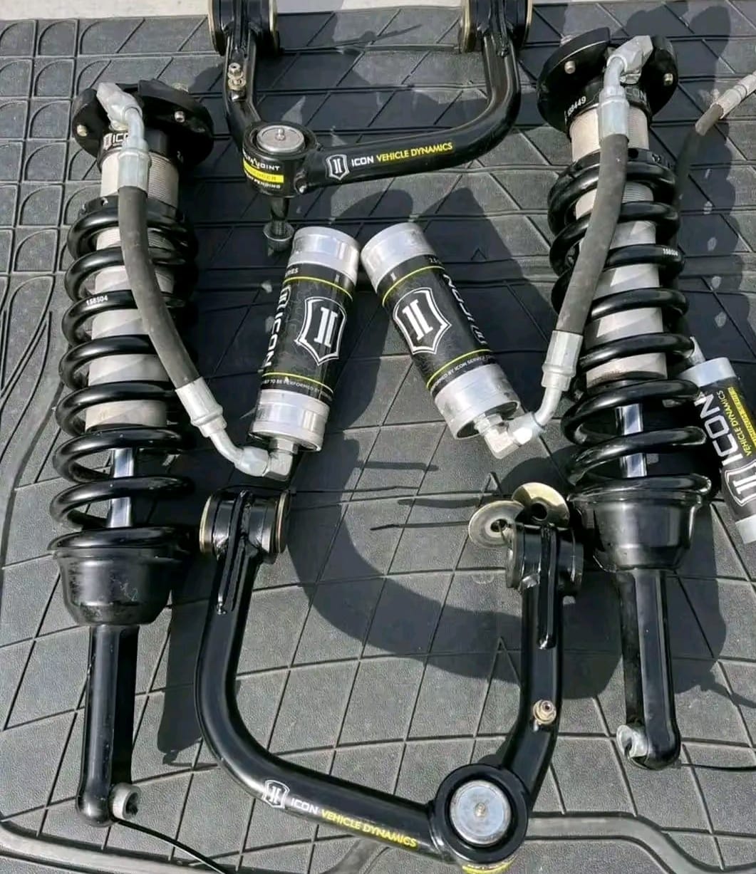 Toyota Tacoma front shocks and struts replacement, Toyota Tacoma rear shock absorber, Tacoma heavy duty suspension shocks, Toyota Tacoma off road shocks, Tacoma reservoir shock absorbers, Toyota Tacoma adjustable coilover suspension, Tacoma complete shocks and struts kit, Toyota Tacoma suspension shock replacement parts,