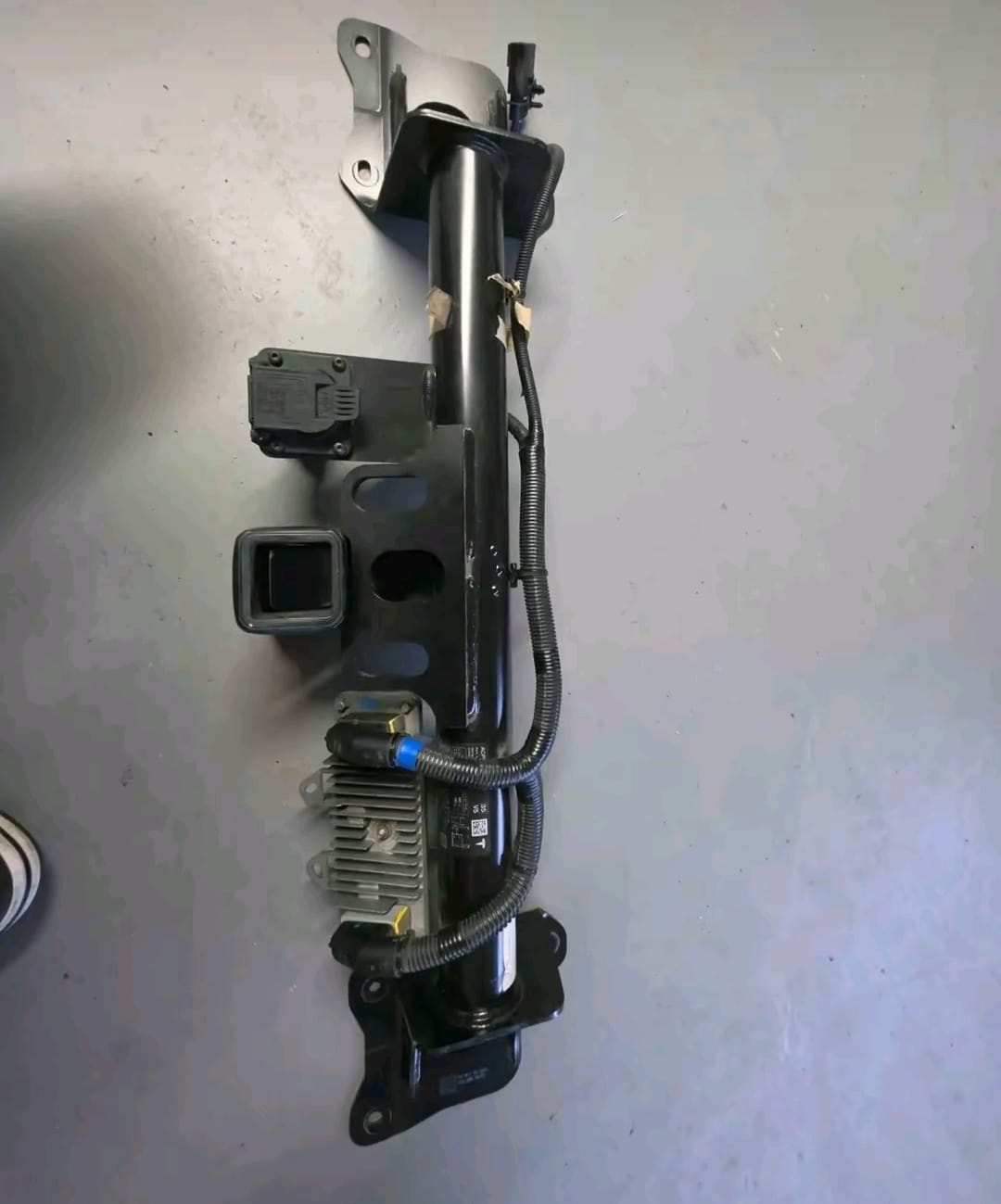 GMC Sierra trailer hitch platform for towing, GMC Sierra standard receiver hitch platform, GMC Sierra 2-inch receiver trailer hitch, GMC Sierra heavy-duty trailer hitch package, GMC Sierra hitch trailering package, GMC Sierra 12,500 lb capacity hitch package, GMC Sierra OEM replacement trailer hitch platform, GMC Sierra receiver hitch with wiring harness, GMC Sierra gooseneck hitch platform, GMC Sierra fifth-wheel hitch preparation platform, GMC Sierra gooseneck and fifth-wheel hitch prep package, GMC Sierra heavy-duty towing hitch platform, GMC Sierra rear trailer hitch receiver assembly, GMC Sierra factory-style trailer hitch platform, GMC Sierra towing hitch package with receiver, GMC Sierra truck hitch platform for trailer towing,