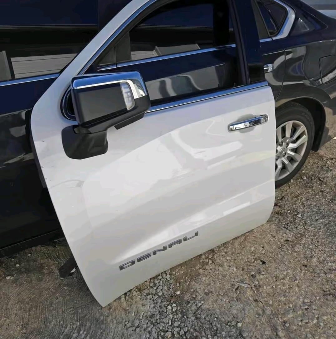 GMC pickup truck replacement door, GMC Sierra front driver side replacement door, GMC Sierra front passenger side replacement door, GMC Sierra rear driver side truck door, GMC Sierra rear passenger side replacement door, OEM GMC pickup truck door shell, GMC pickup aftermarket replacement door, GMC Sierra complete door assembly, GMC pickup truck door outer panel, GMC crew cab replacement truck door, GMC double cab pickup replacement door, GMC regular cab pickup truck door,